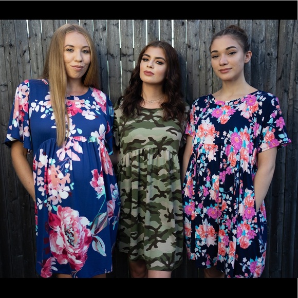 Haptics Floral Short Sleeve Babydoll Dress in Blue/Pink, Pockets, Boutique, NWT - Picture 4 of 5